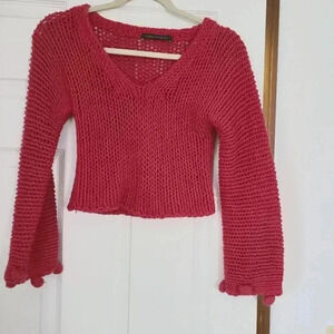 Designer cropped  sweater by Ramune Piekautaite